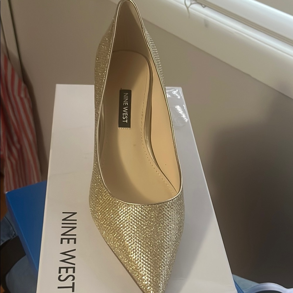 Nine West Light Natural Texture Shoes